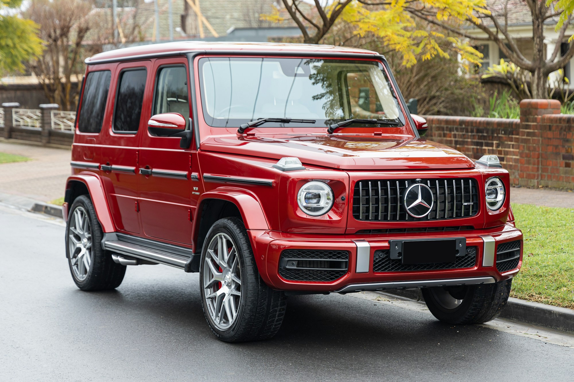 red Mercedes-AMG G63